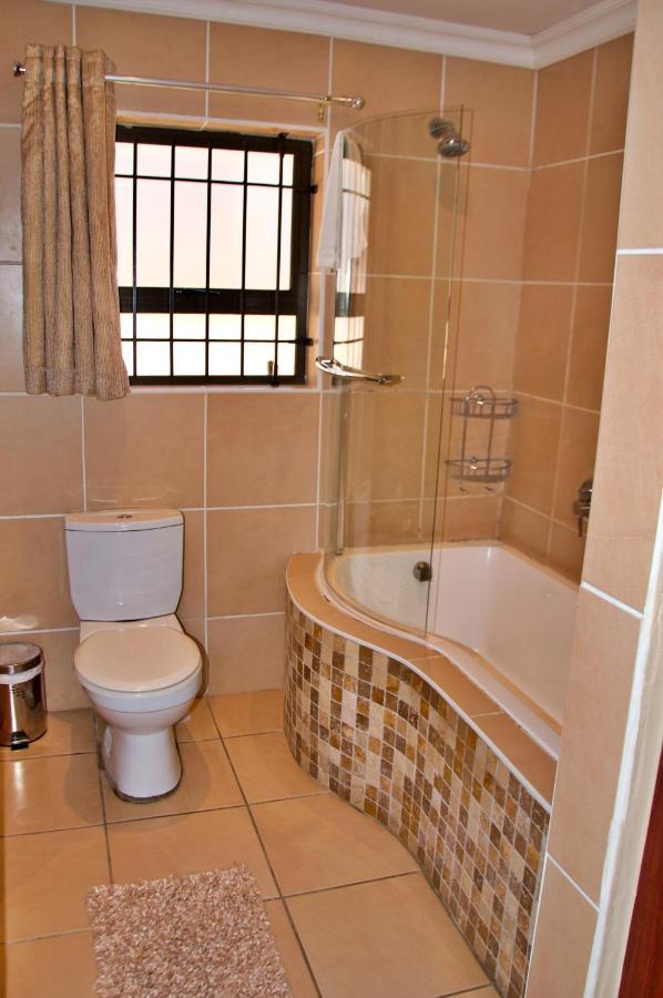Mi Casa Guest House Uitenhage Exterior photo